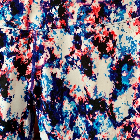 Calvin Klein Performance Capri Leggings - Picture 3 of 5